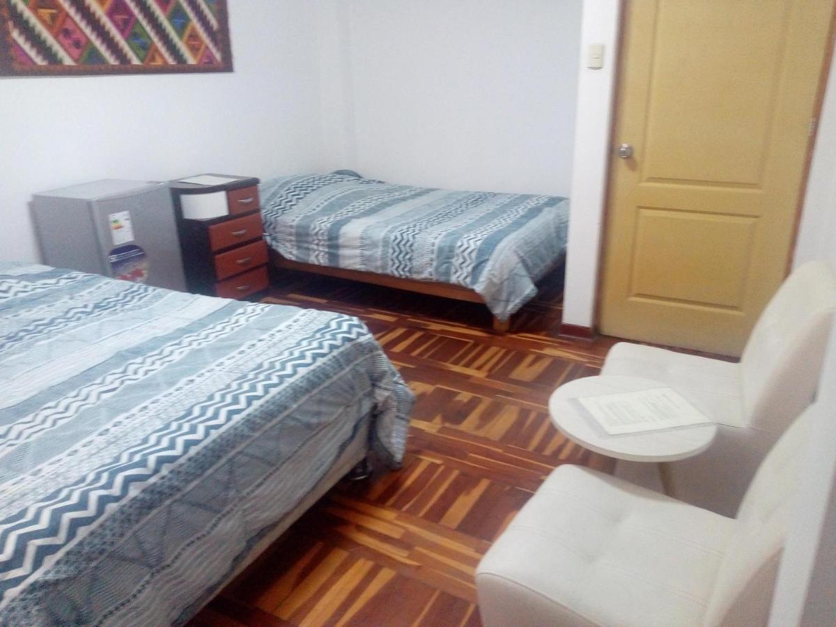 Habitación Familiar con baño privado