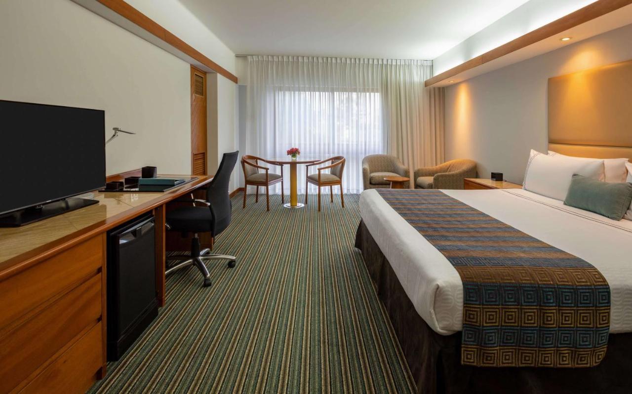 Executive King Room