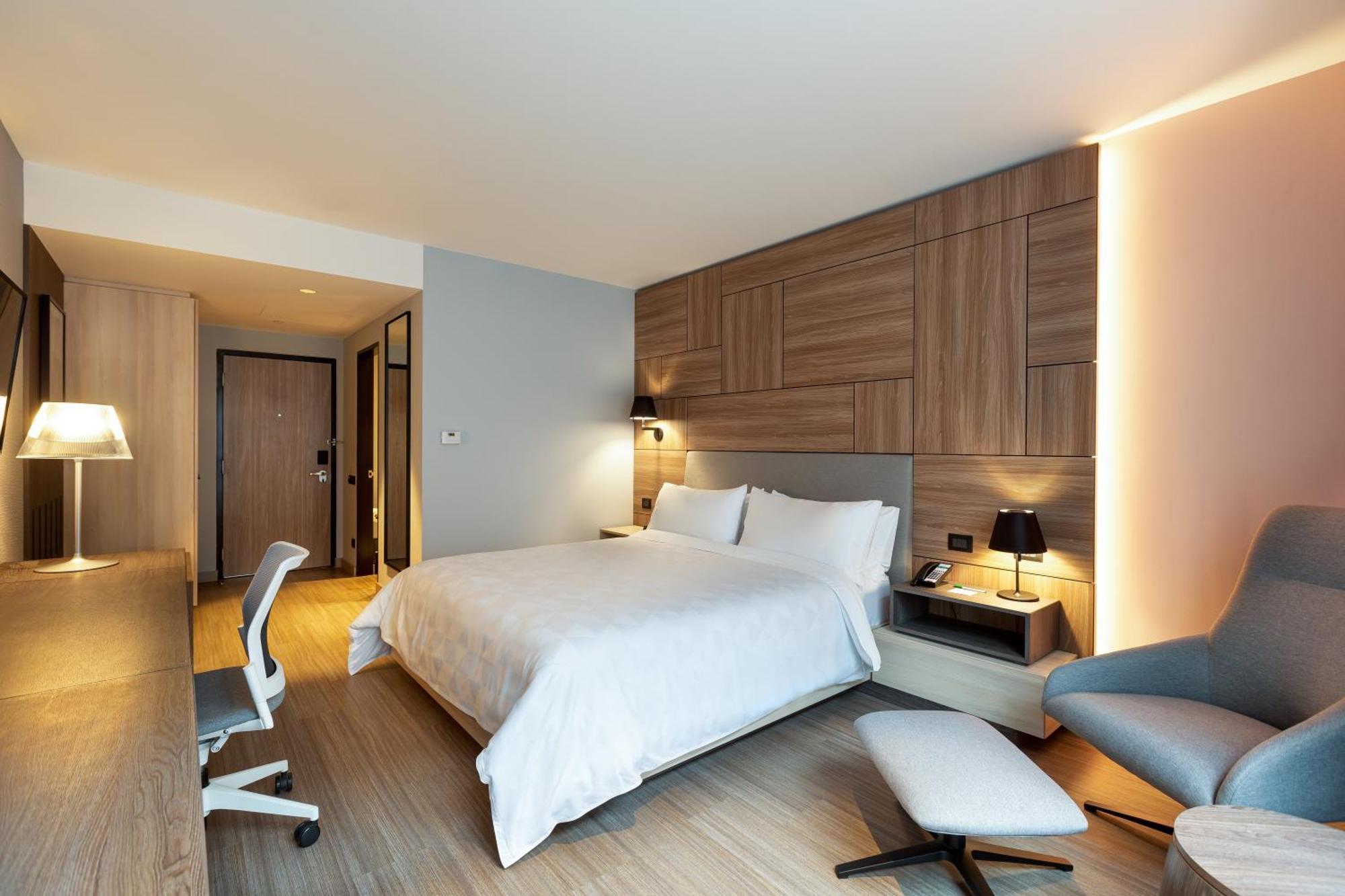 Standard Zimmer mit Kingsize-Bett
