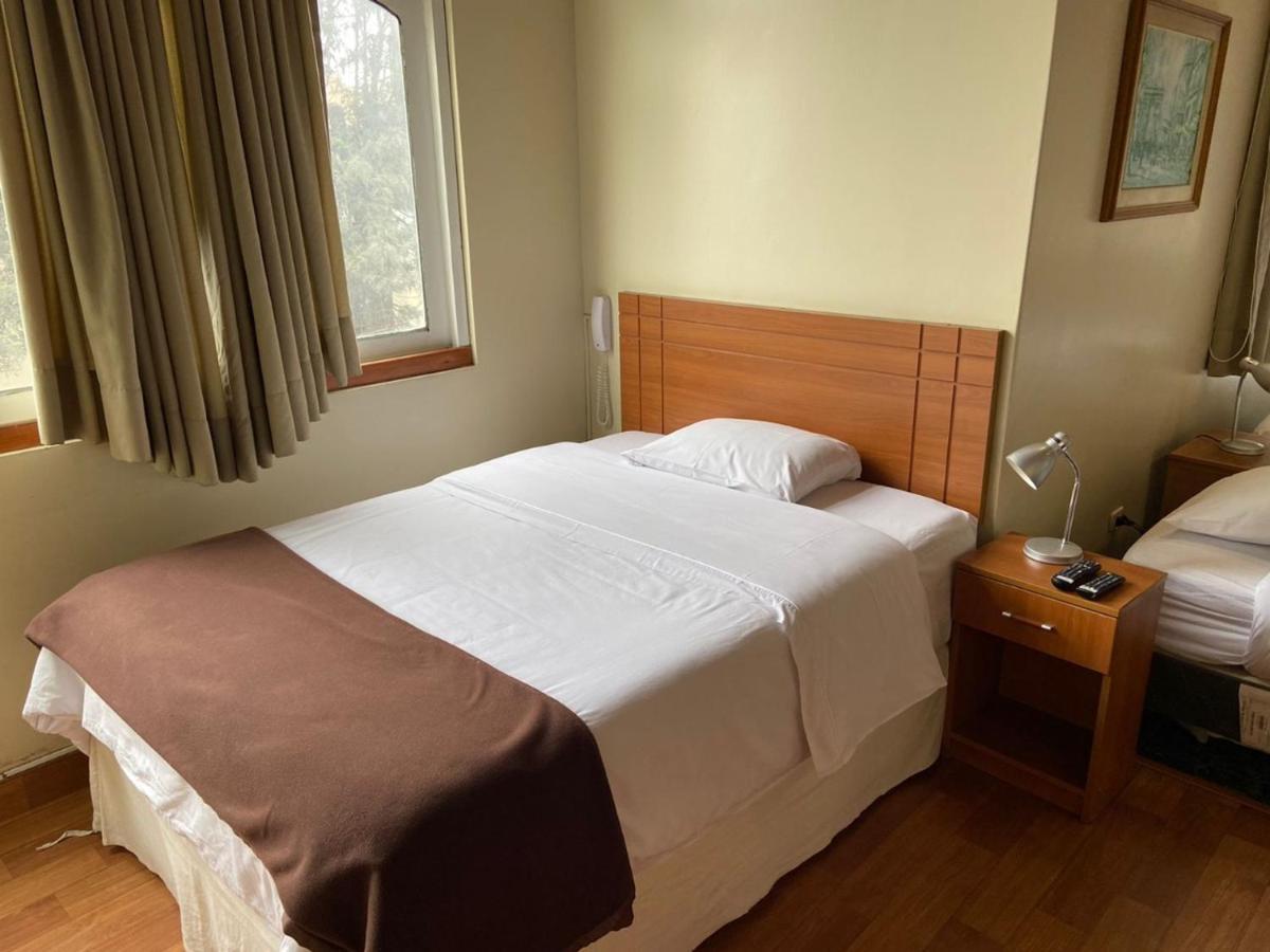 Chambre Familiale avec Salle de Bains Privative