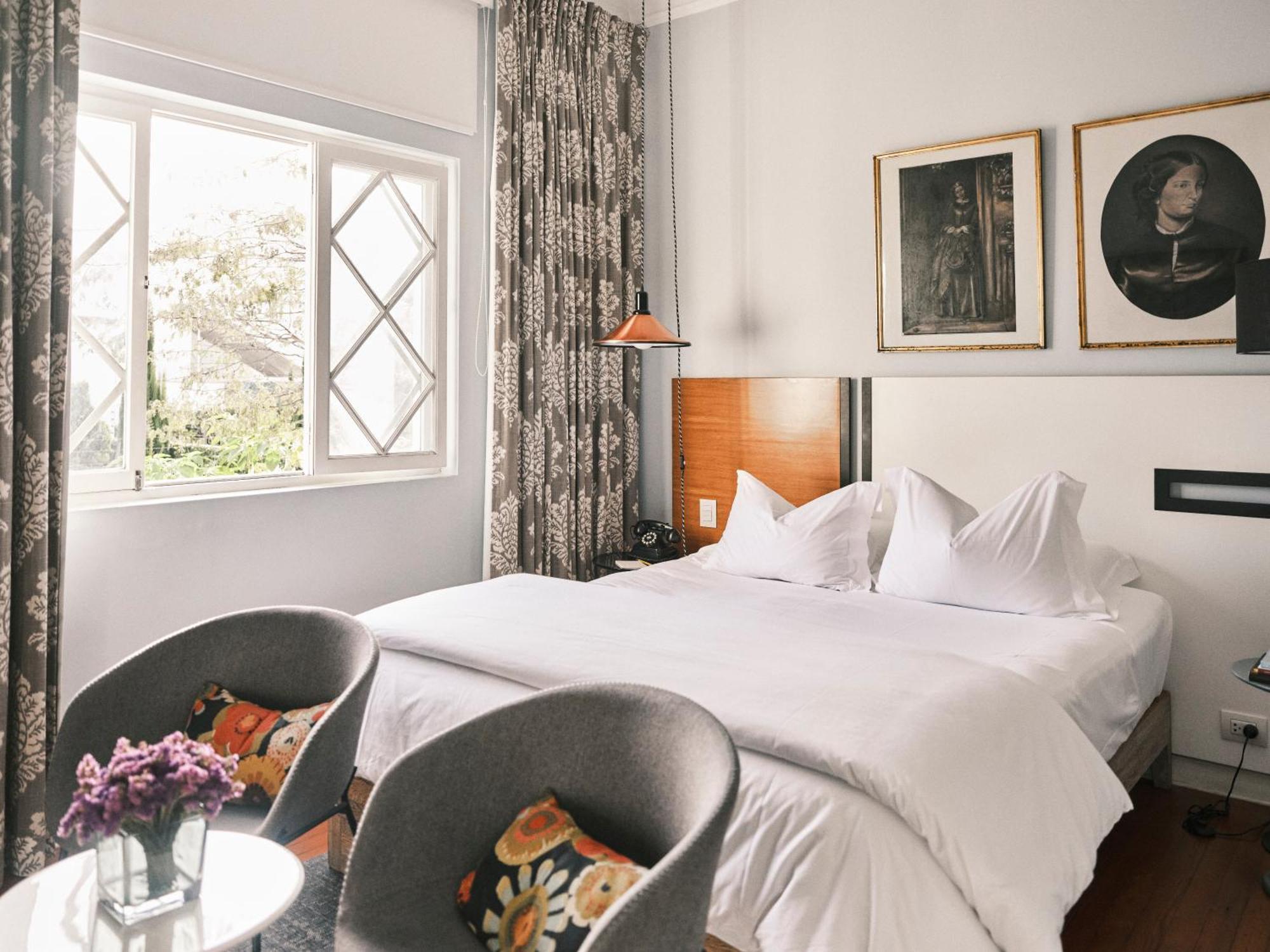 Double Room,1743021880:JPEG