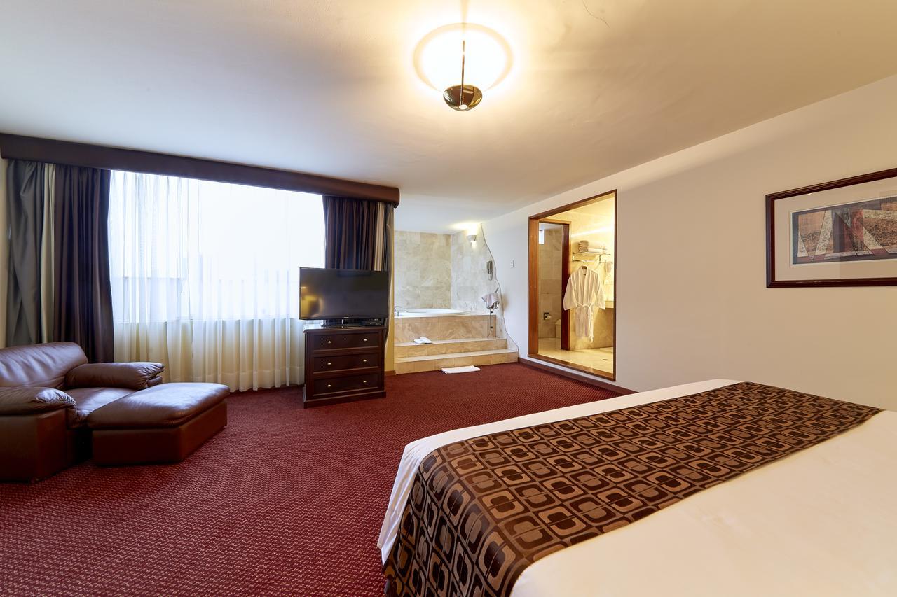 Deluxe Suite