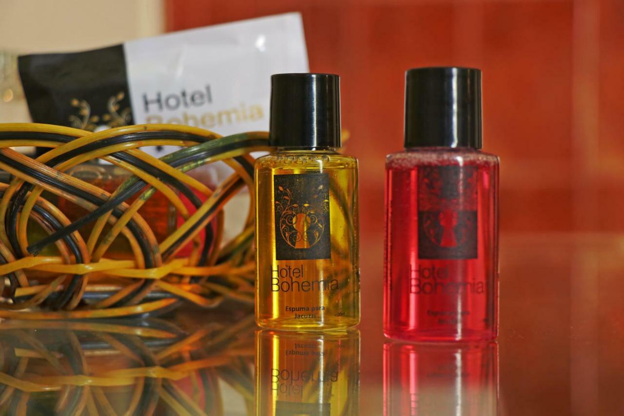 Doppelzimmer mit Whirlpool-Badewanne