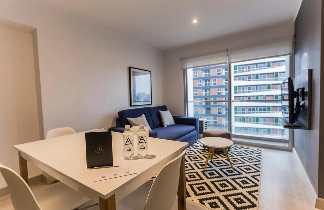 Ocean Breeze 2Br In Barranco-1