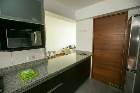 Apartamento Ideal, Mejor Zona San Isidro-1