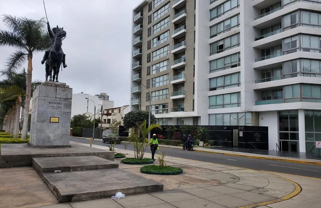 Departamento De Lujo Con Vista Al Golf, Piscina, Jacuzzi, Gym Y Billar, Cine Para 6 Personas-1