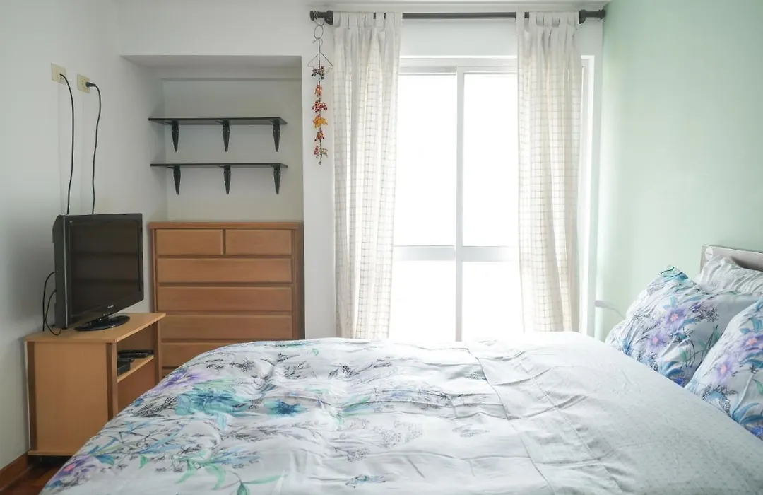 Miraflores Apt, 2Bedroom 2Bathroom, Free Parking-1