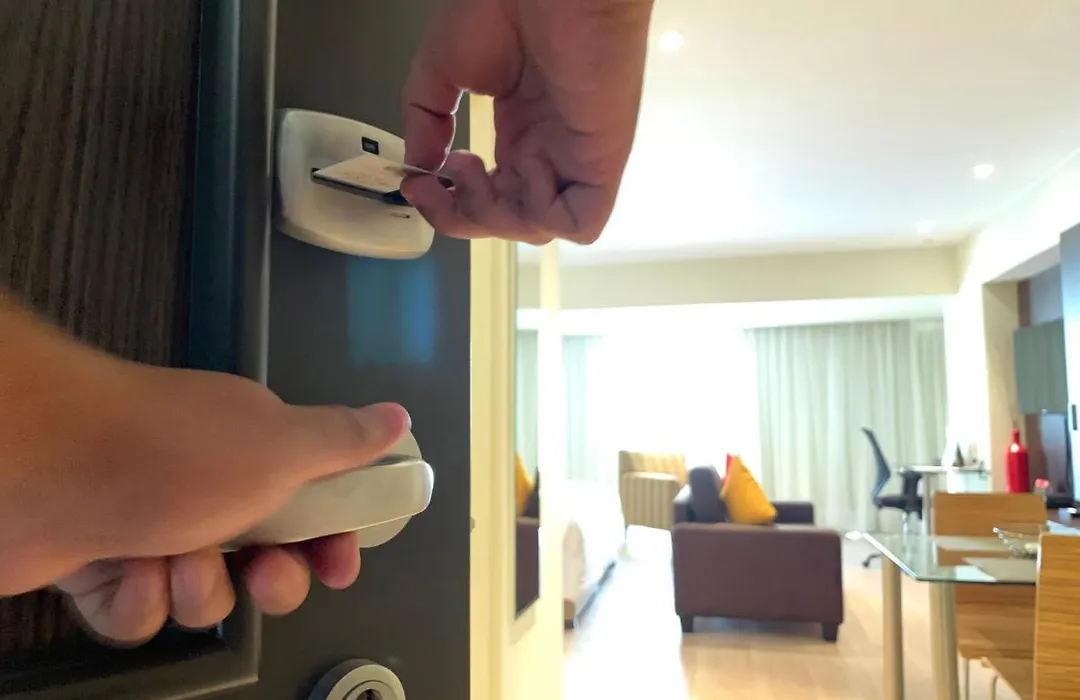 2W Apartments Service-1