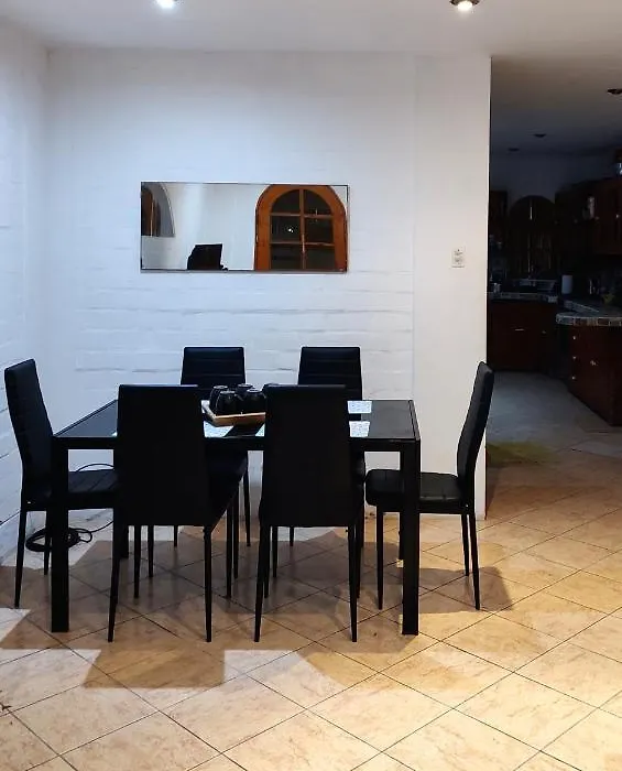 Casa De Playa En Ciudad, Rodeada De Naturaleza-1