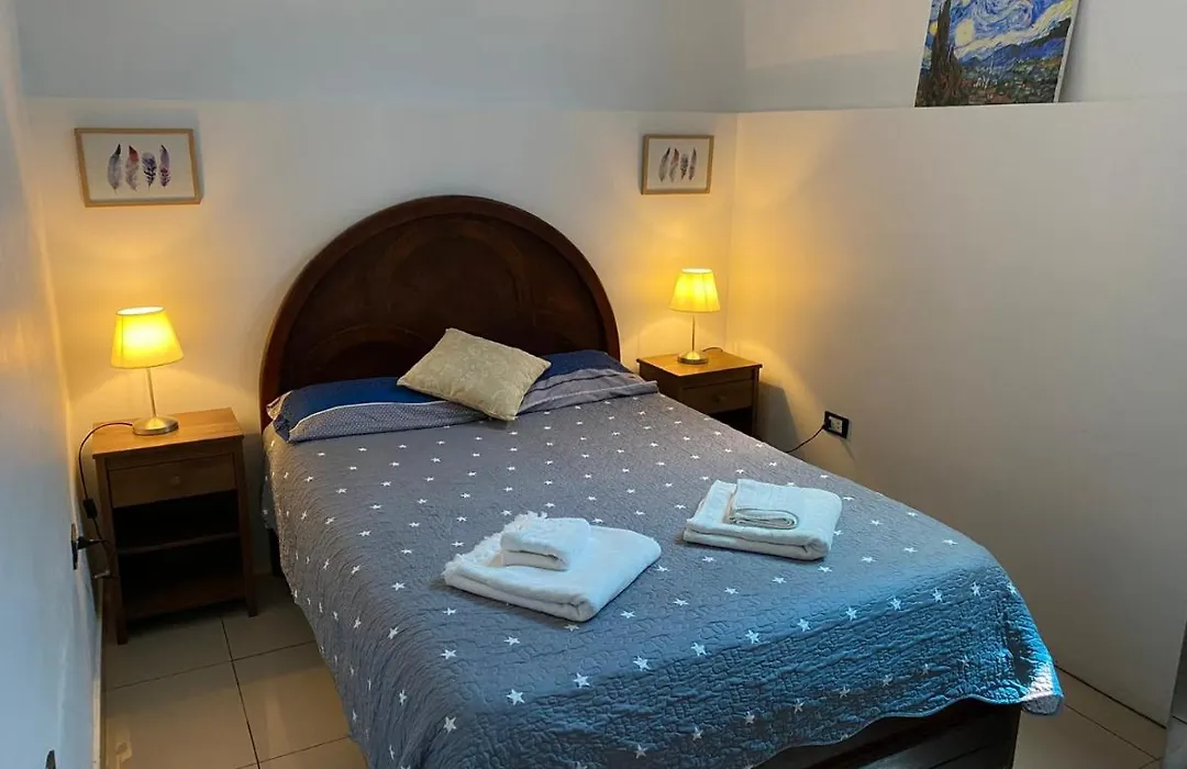 Departamento Amoblado Lince-1