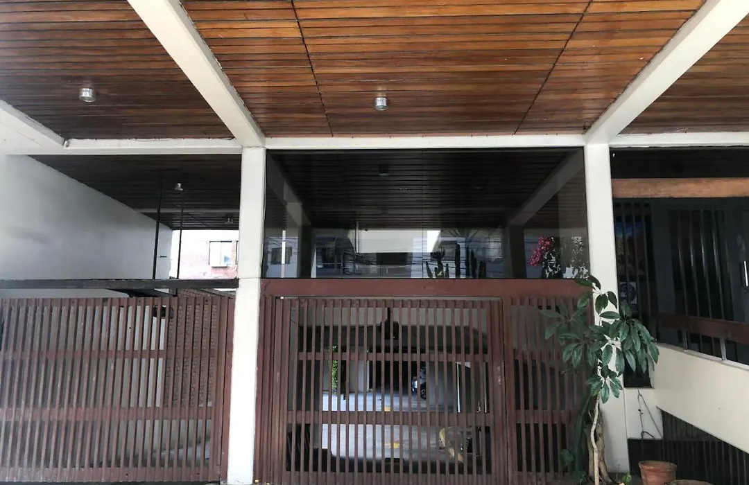 16 Dpto con inmejorable ubicación en Miraflores-1