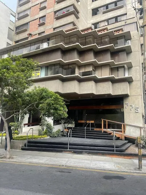 (28) Acogedor dpto. Miraflores-1