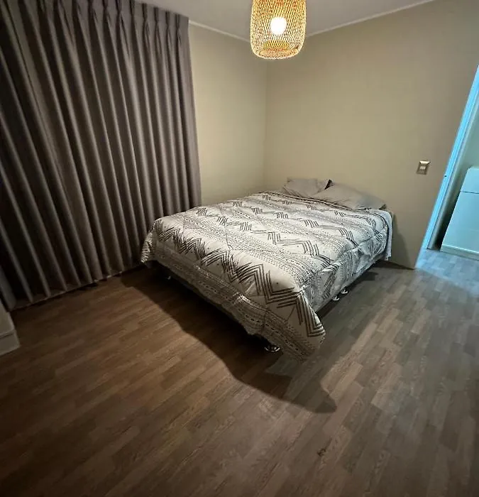 Moderno Y Completo Apartamento De 90M2 Con Cochera Gratuita Privada Y Seguridad Las 24 H-1