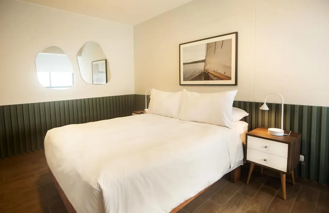 Upscale 2Br In Miraflores-1