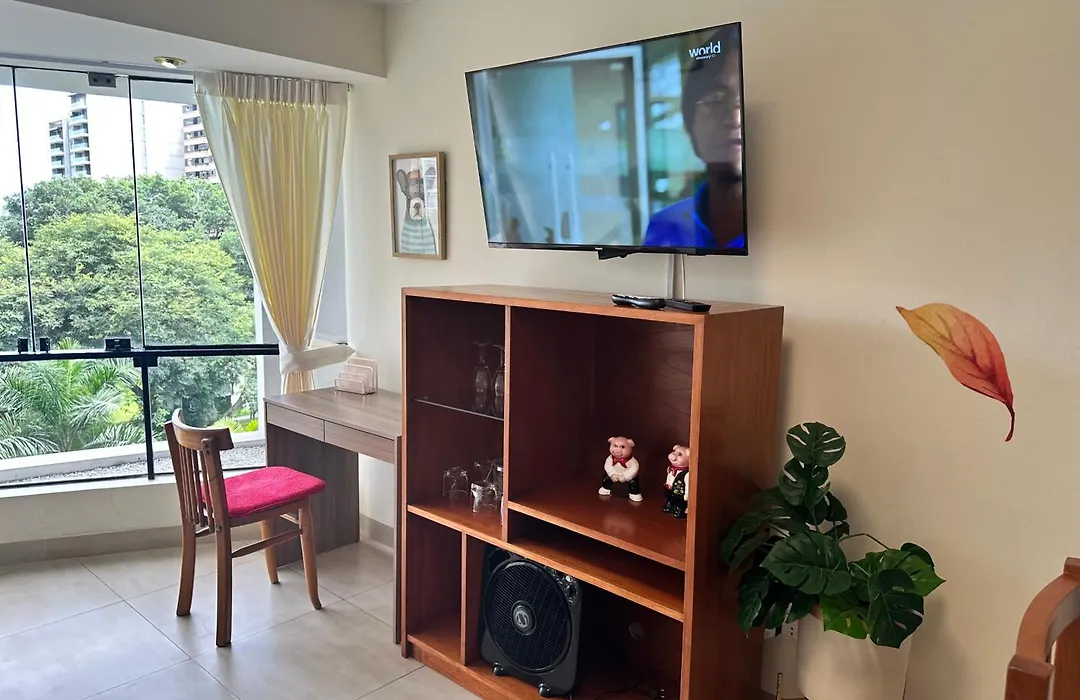 Bonito Depa San Isidro Cama Queen Home Office Wifi Y Cochera-1