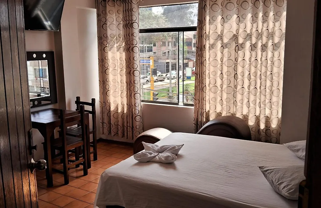 Las Artes Inn-1