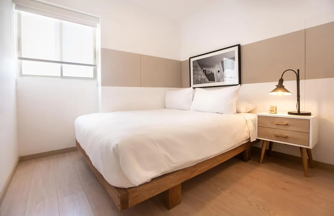 Astonishing 3Br With Balcony In Miraflores-1