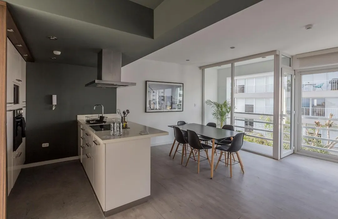 Luxury 2Br With Balcony Near Larcomar-1