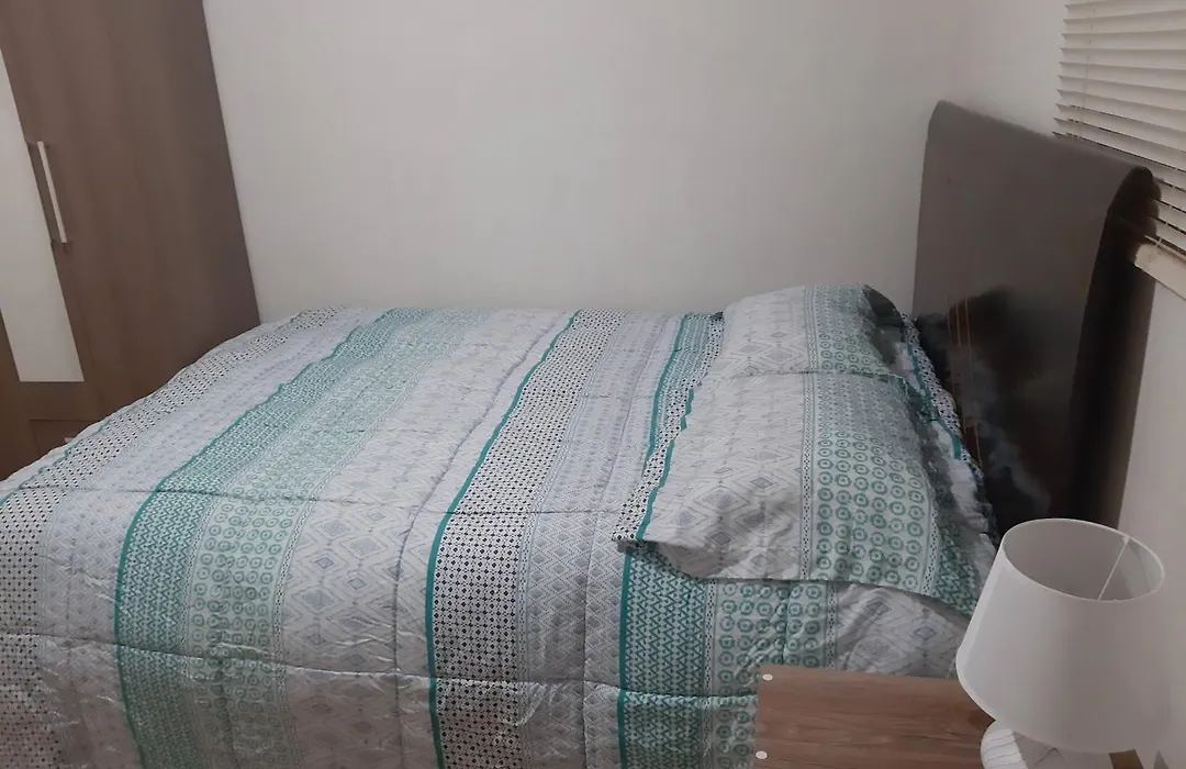 Piso 21 - Habitaciones En Departamento - Compartido-1