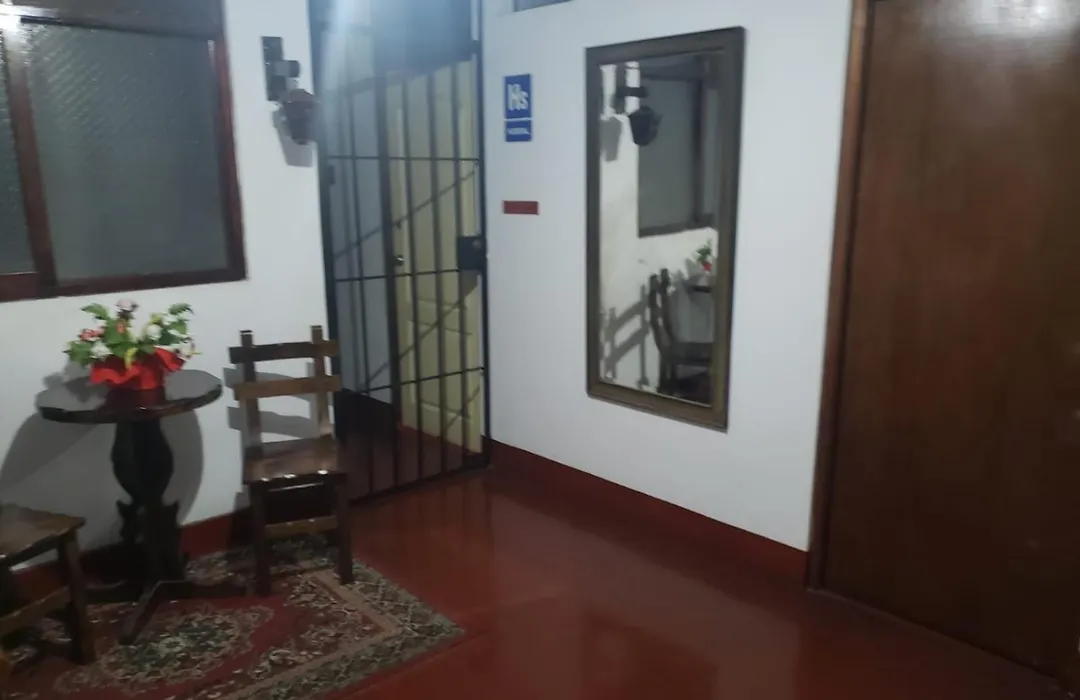Hospedaje Miraflores 17-1