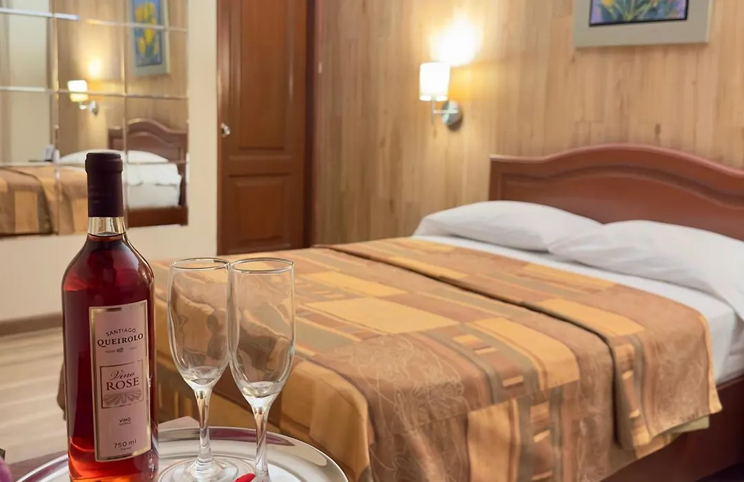 Hotel Asturias Inn-1