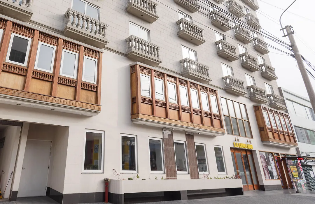 La Luna Inn-1