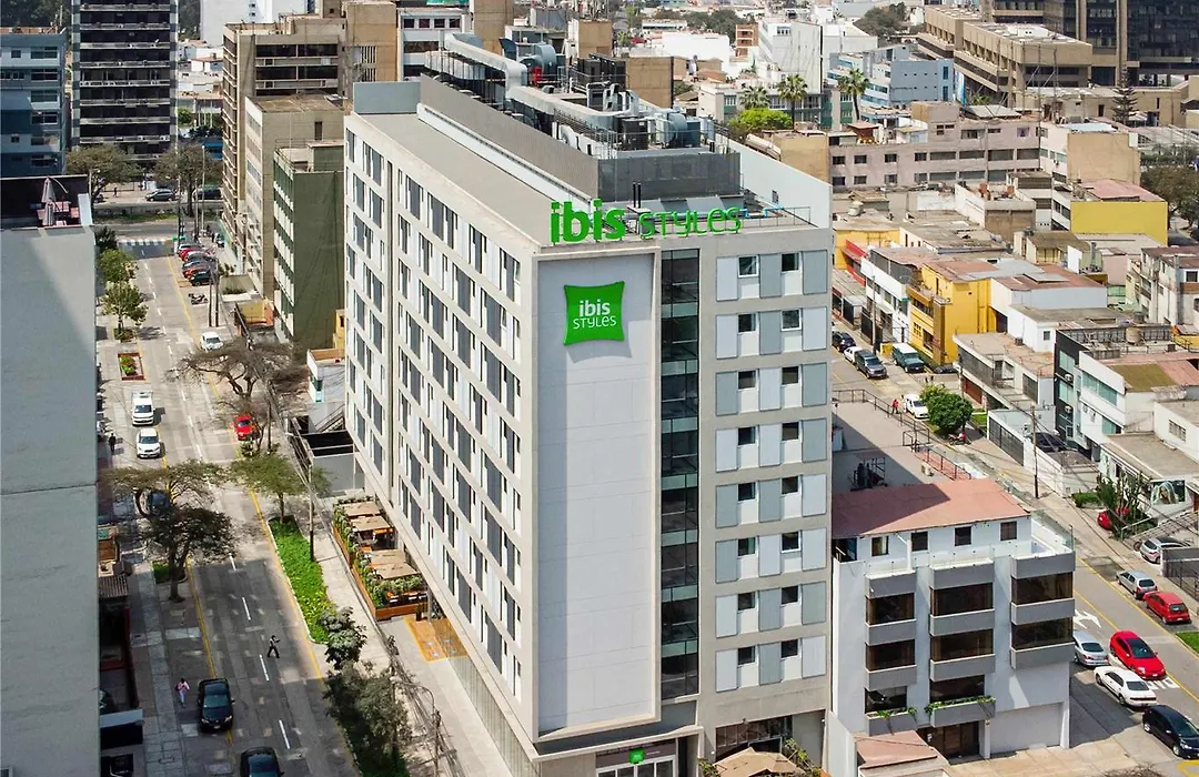 Ibis Styles Lima San Isidro-1