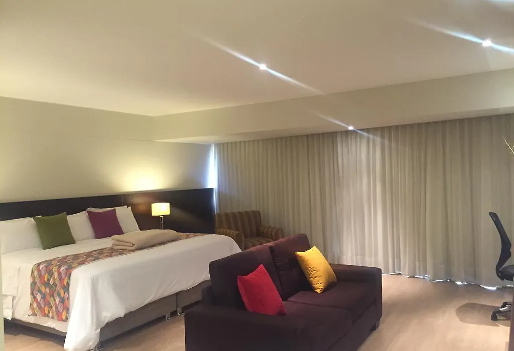 2W Apartments Service Diez Canseco-1