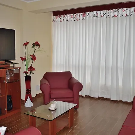 Apartamentos Las Americas-2