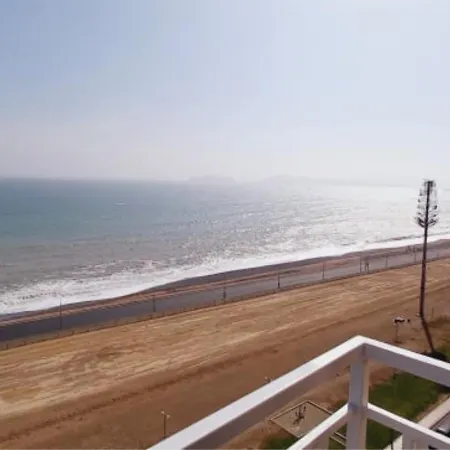 Departamento Con Vista Al Mar-3