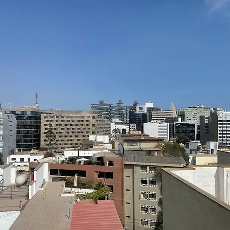 Comodo Y Centrico Apartamento En San Isidro-3