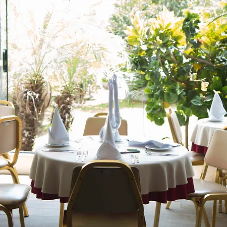 Garden Hotel-2