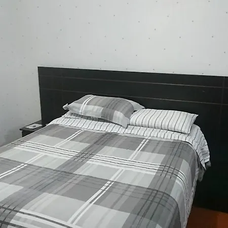 Elegante Flat en inmejorable ubicación - San Isidro-2