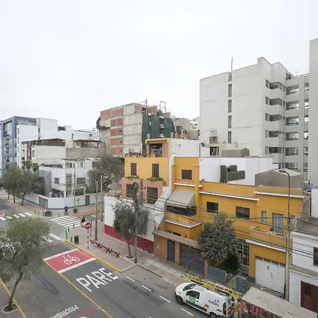 Miraflores Apt, 2Bedroom 2Bathroom, Free Parking-2