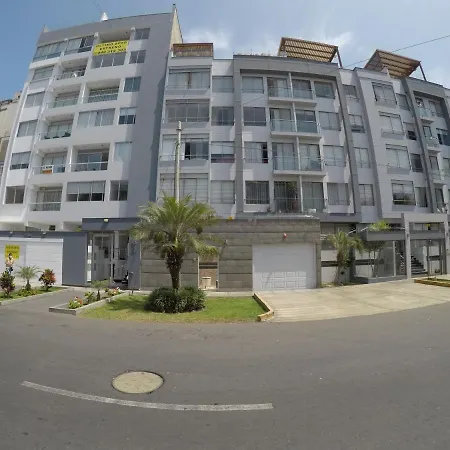 Acogedor Departamento En San Isidro, Centrico Y Tranquilo-2