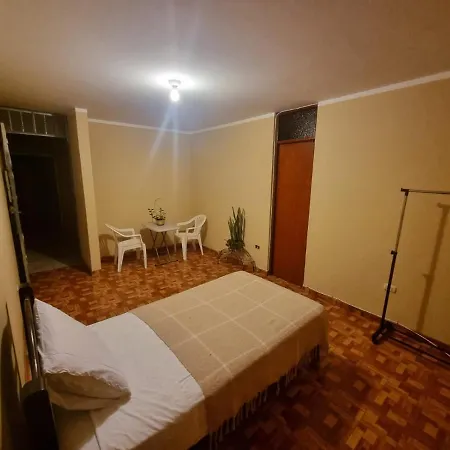 A 5 Min Del Aeropuerto, Habitacion Con Bano Privado Solo Para Viajeros-2