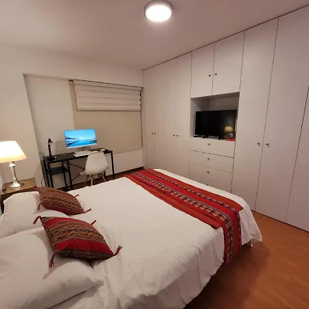 Miraflores Luxury Apartment III-3