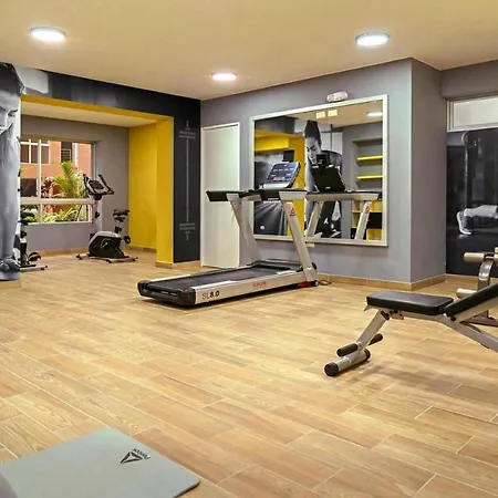 Amplia Habitacion Privada Con Bano Privado Y Tv-3