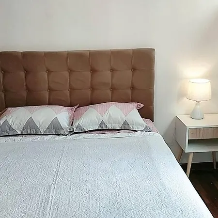Comodo Apartamento San Isidro-2