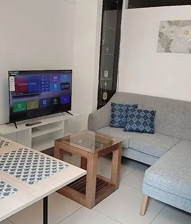 Comodo Apartamento San Isidro-3