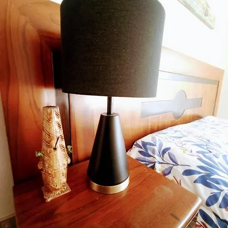 Sea View 15' Airport Cheap+51918823179-3