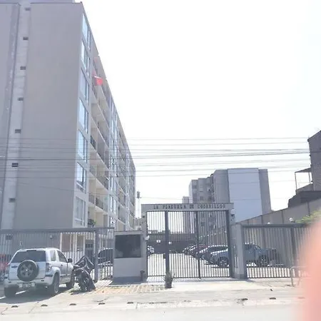 821 Céntrico Departamento en Chorrillos-2