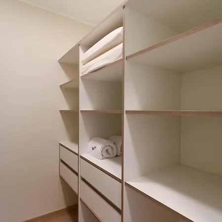 Minimalist 2Br In Miraflores-3