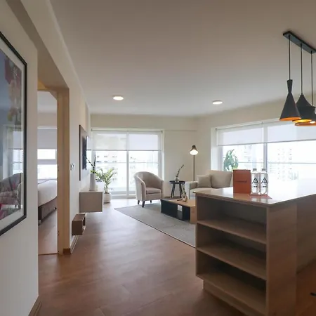 Minimalist 2Br In Miraflores-2