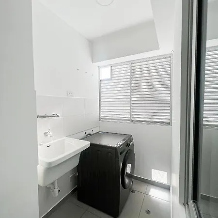 Habitacion Privada Bano Compartido #1-3