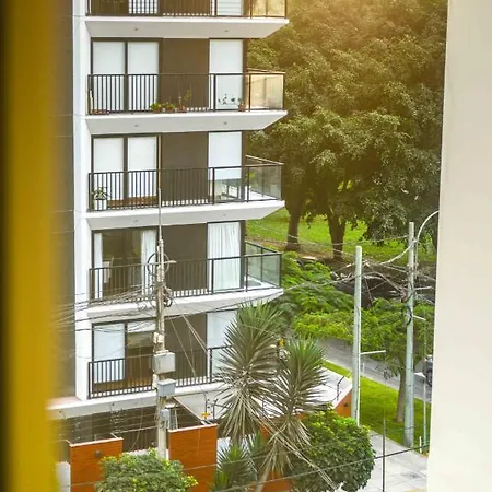 Apartamento Completo Frente A Parque.-3