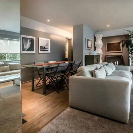 Luxurious 1Br Overlooking Lima Golf Club-2