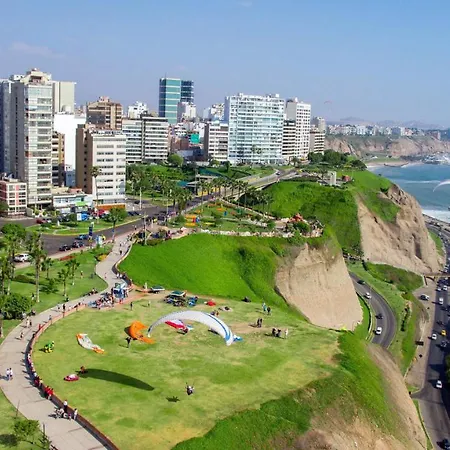 Miraflores Apartments And Rooms - Spacious - Great View-2