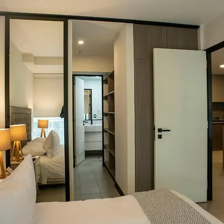 Elegant 1Br In Exclusive San Isidro-3