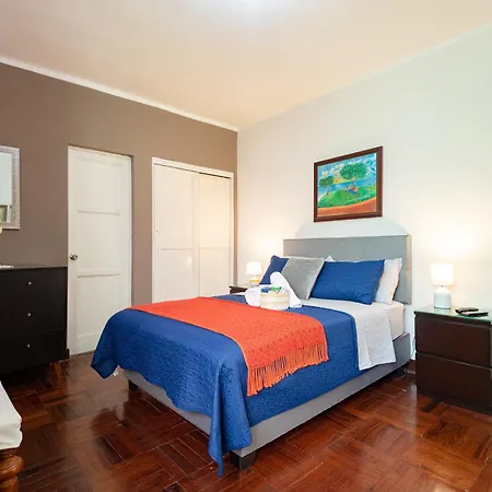 Charming Miraflores Guesthouse With Terrace Studio Apartment And Private Room-2